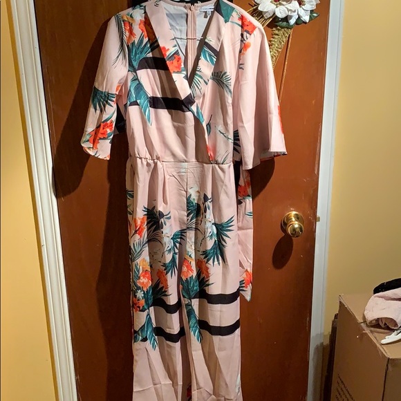 Jumpsuit with belt - Picture 2 of 2